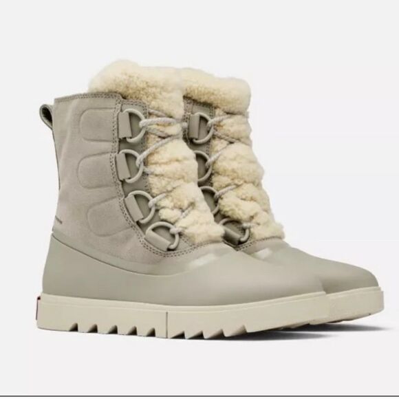 Sorel Joan Of Arctic Lite Boots size 11
Brand new never worn before! New - Picture 1 of 12